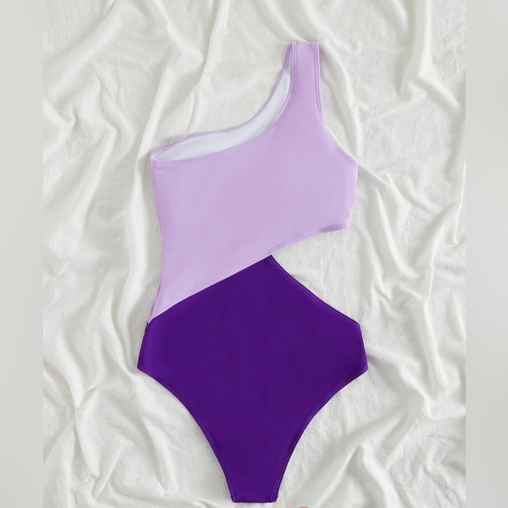 Beautiful one piece swimming suit